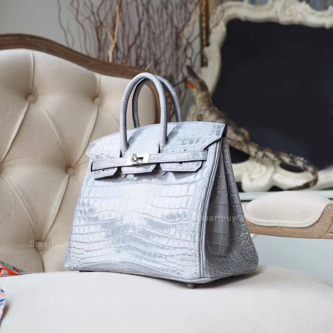 Hermes Birkin 25 Bag in cc81 Gris Tourterelle Shiny Nile Croc PHW